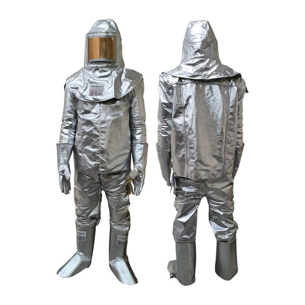 Aluminized safety suit for furnace and foundry work